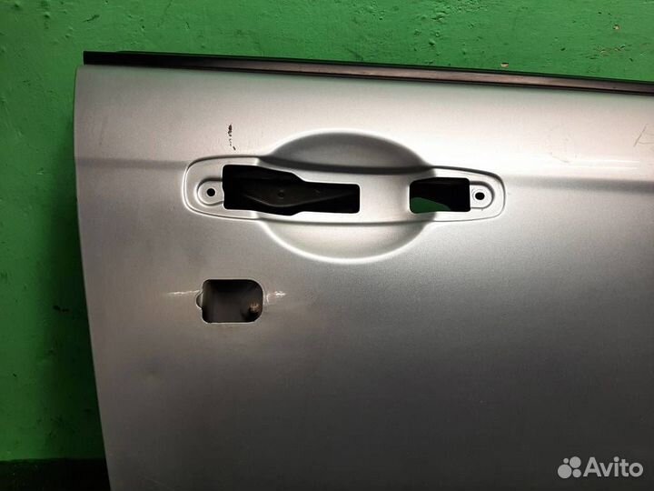 Дверь передняя правая Subaru Forester SG/S11 2003