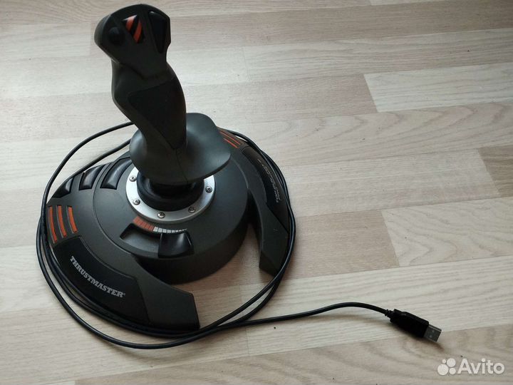 Джойстик Thrustmaster T-Flight Stick X