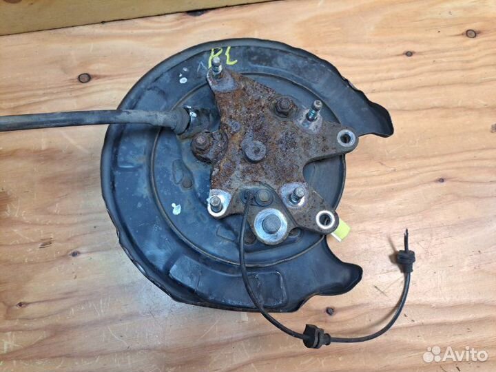 Ступица задняя левая Honda Stepwgn Spada RK5 R20A