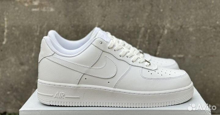 Кроссовки Nike Air Force 1 07 low