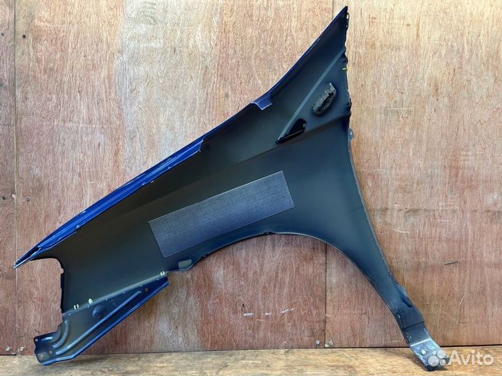 Крыло переднее правое Nissan Liberty RM12 QR20DE