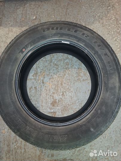 Bridgestone Dueler H/T 687 225/65 R17 101H