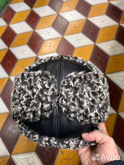 Ушанки Каракуль с Кожей