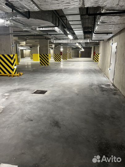 Сдам машиноместо