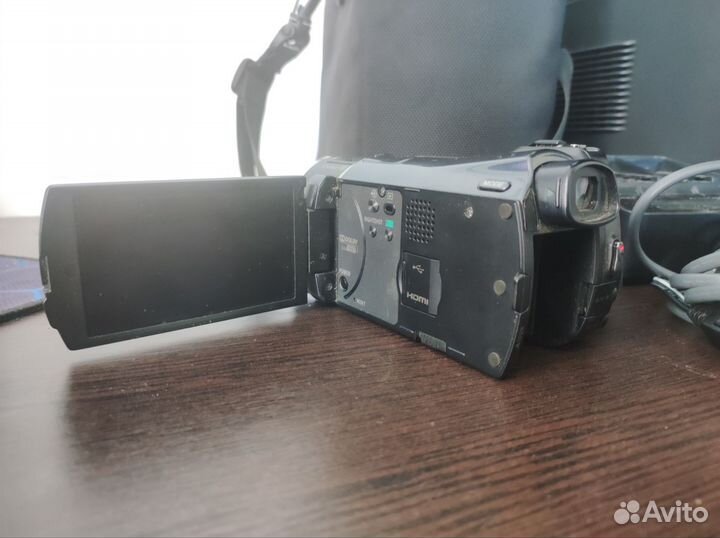 Видеокамера Sony HDR-XR550e