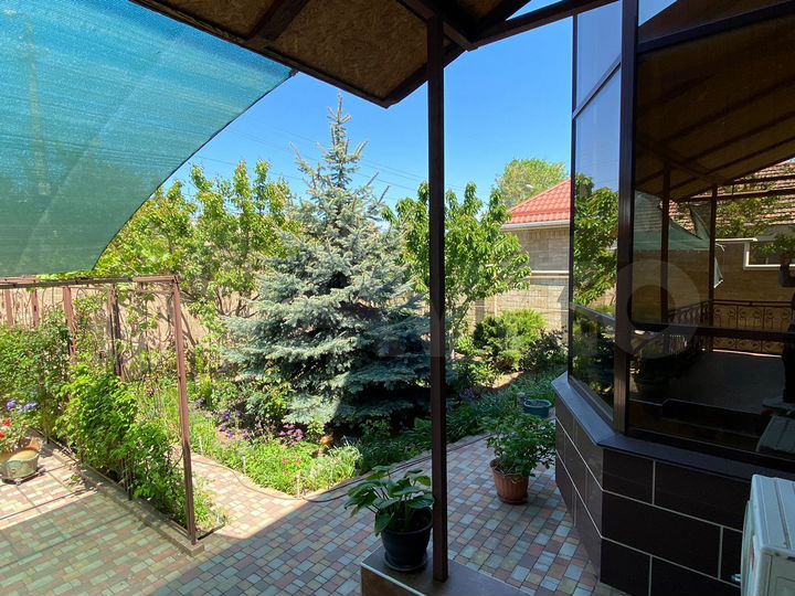 Дом 415 м² на участке 6 сот.