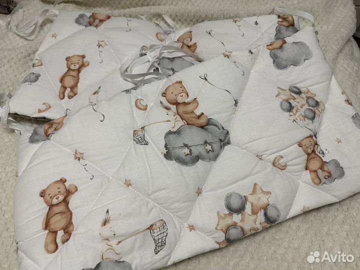 Бортики в детскую кроватку