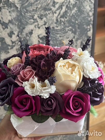 Букеты из мыла в деревянных ящиках