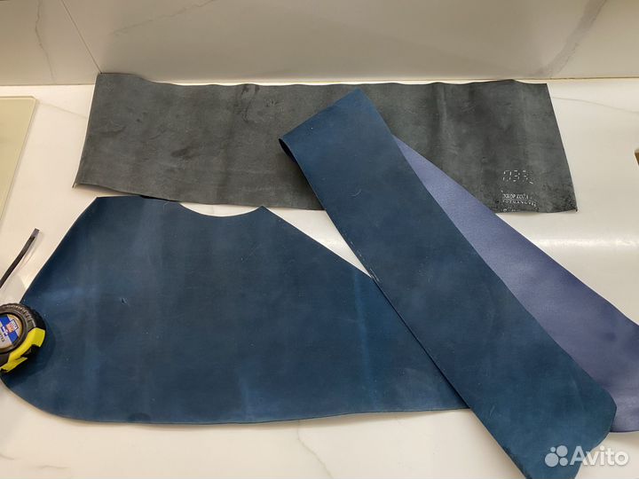 Куски натуральной синей кожи, толщина 1 мм