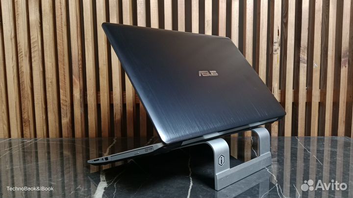 Игровой ноутбук Asus K551L на SSD
