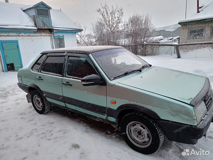 ВАЗ 21099 1.5 МТ, 2003, 190 000 км