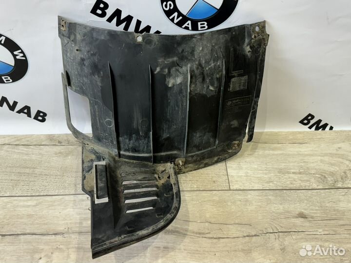 Передняя часть левого подкрылка Bmw e39