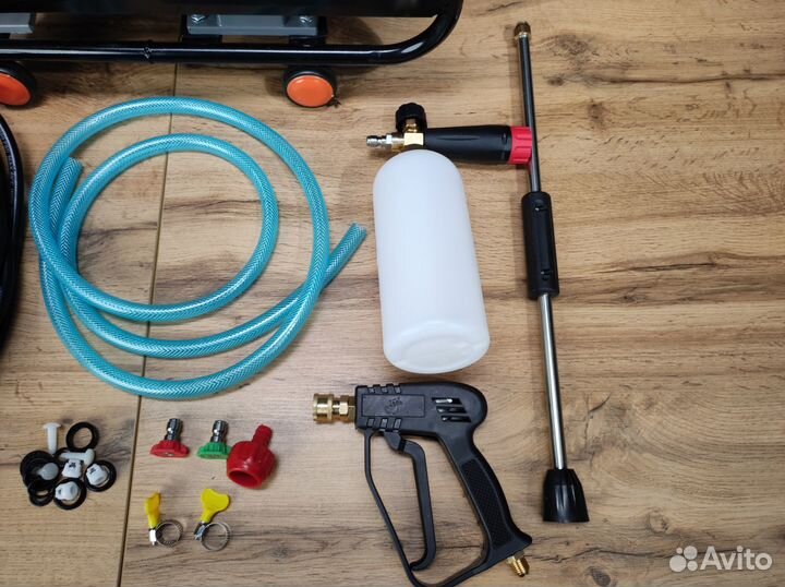 Мойка высокого давления URSi 1800 Вт, 160 бар