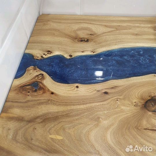 Тумба и столешница для ванной из карагача