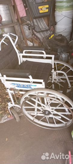 Инвалидная коляска