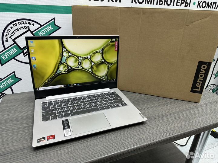 Топ ультрабук Lenovo Ryzen 3 8Gb DDR4 SSD+500