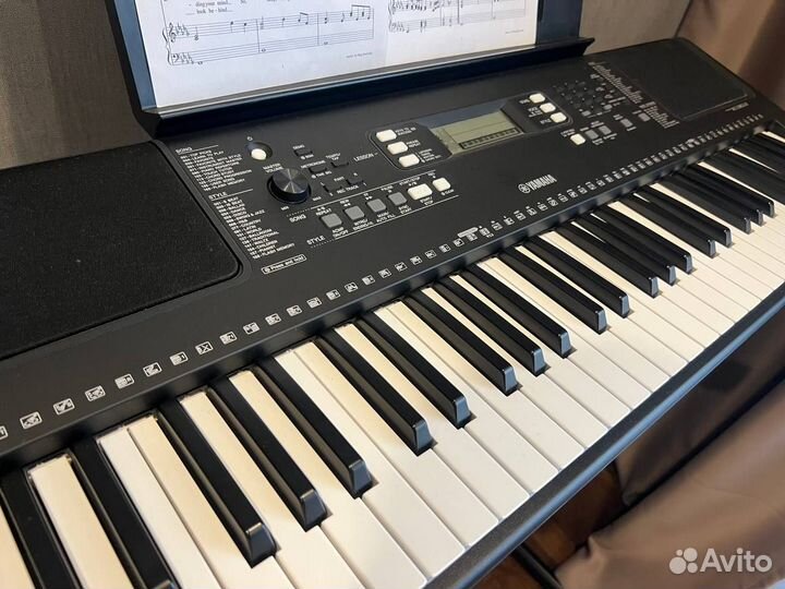 Синтезатор Yamaha PSR-E363