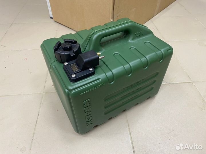 Бак для лодки и катера 12л с коннектором (хаки)