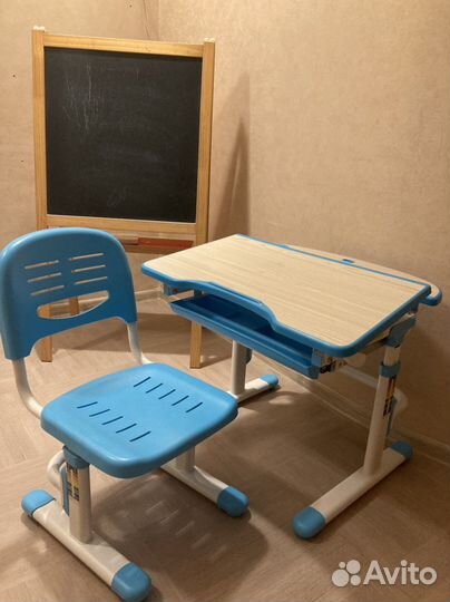 Детский стол и стул, растущая парта