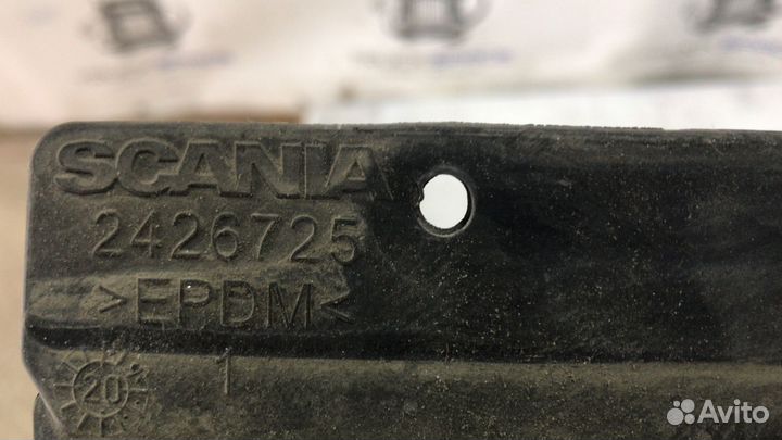 2037728 Корпус приборной панели левой Scania