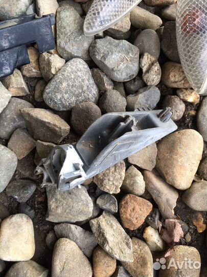 Toyota vitz плафон подсветка