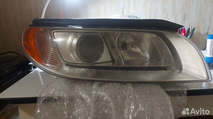 Фара правая volvo S80 2007-2016 31214348