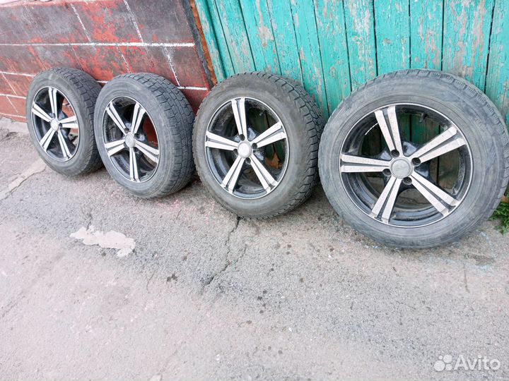 Литье диски r15 4x100 с резиной бу