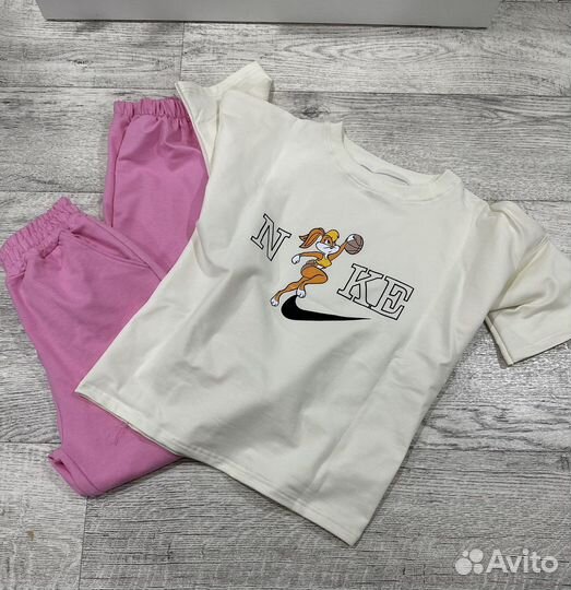 Костюм спортивный nike