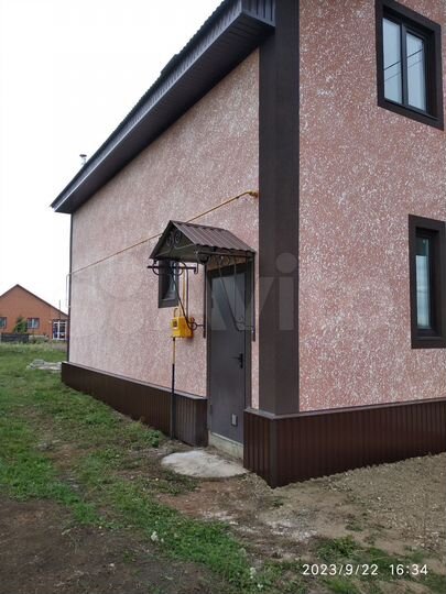 Дом 195 м² на участке 10 сот.