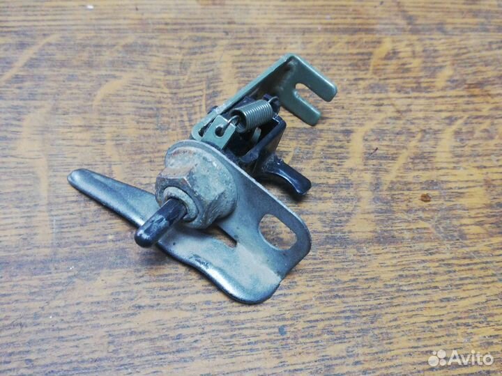 Замок лючка бензобака Киа Рио 1