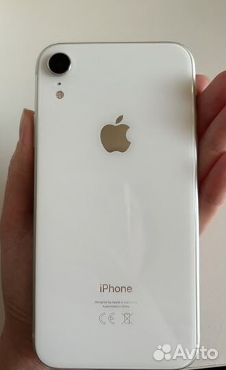 Телефон iPhone xr