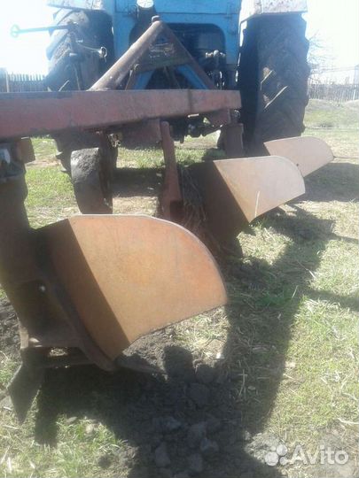 Вспашка огорода трактором