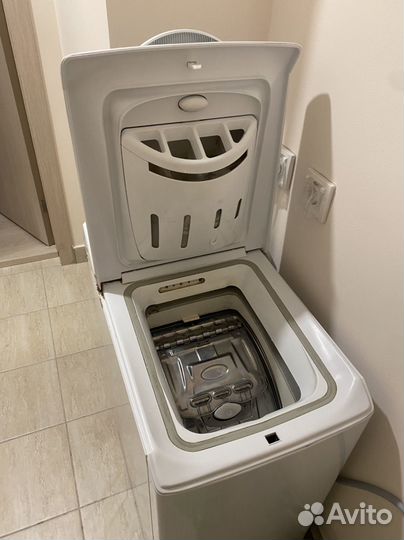 Стиральная машина с вертикальной загрузкой