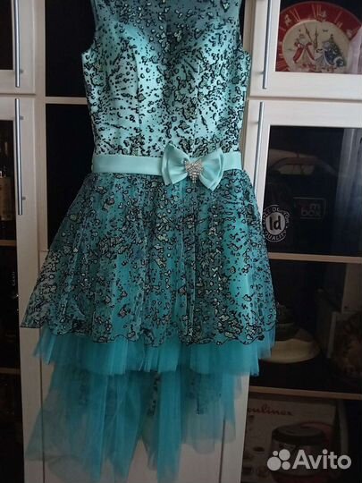 Вечернее платье