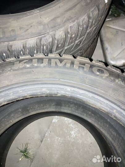 Kumho I'Zen KW22 235/45 R17 97T