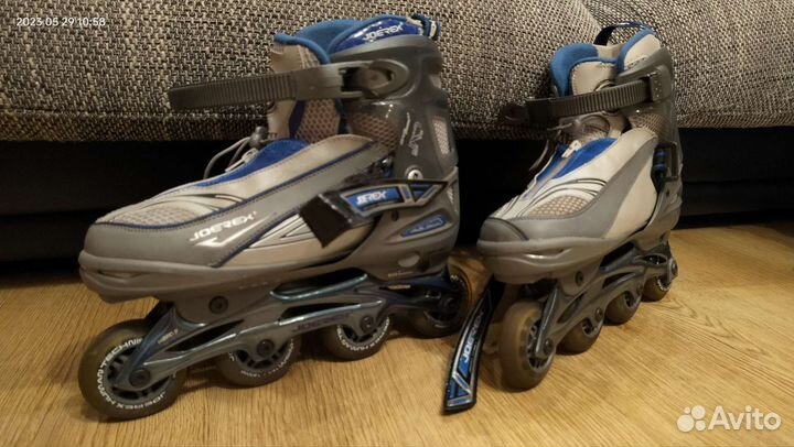 Роликовые коньки