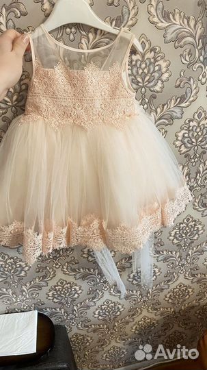 Платье для девочки нарядное на годик покупали