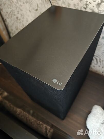 Саундбар LG SN8Y. 440w Atmos 3.1.2