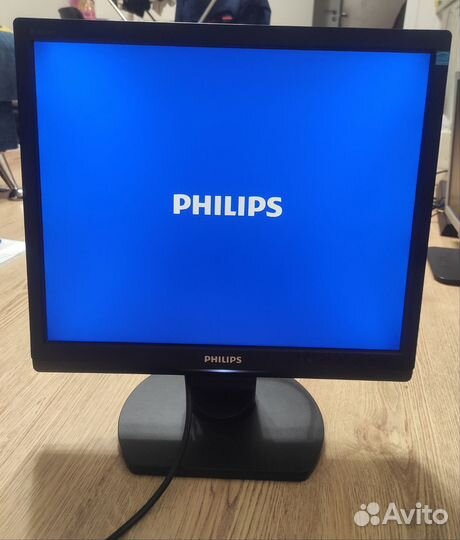 Монитор Philips Brilliance 17S