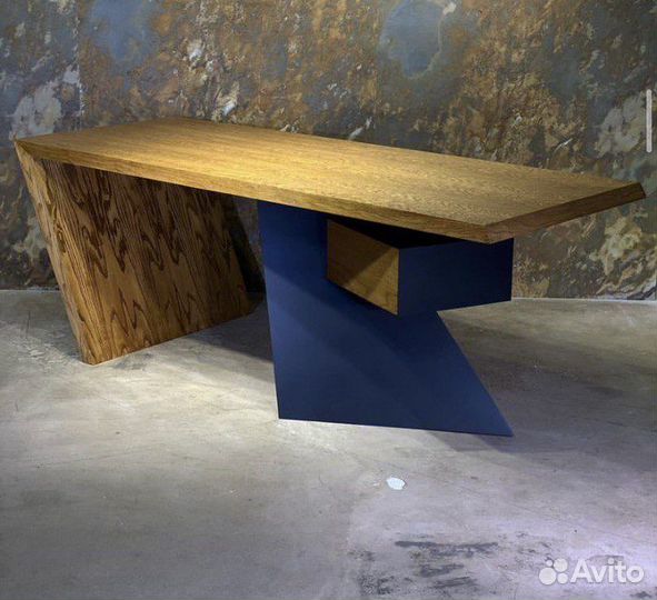 Компьютерный стол письменный