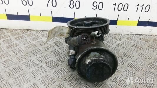 Насос гу дизельный toyota avensis T25 (79E30BT01)