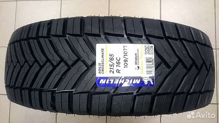 Michelin Agilis CrossClimate 215/65 R15 T