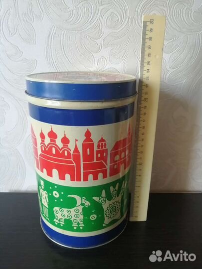 Банки коробки жестяные СССР