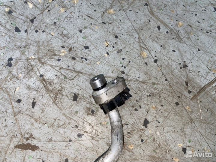 Шланг кондиционера Nissan Primera P12 седан QR20DE