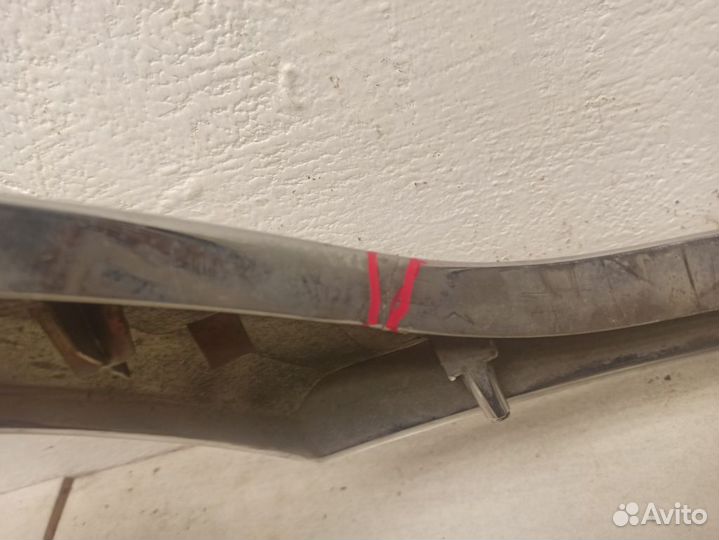 Накладка на решетку радиатора