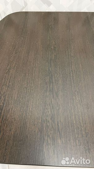 Кухонный стол