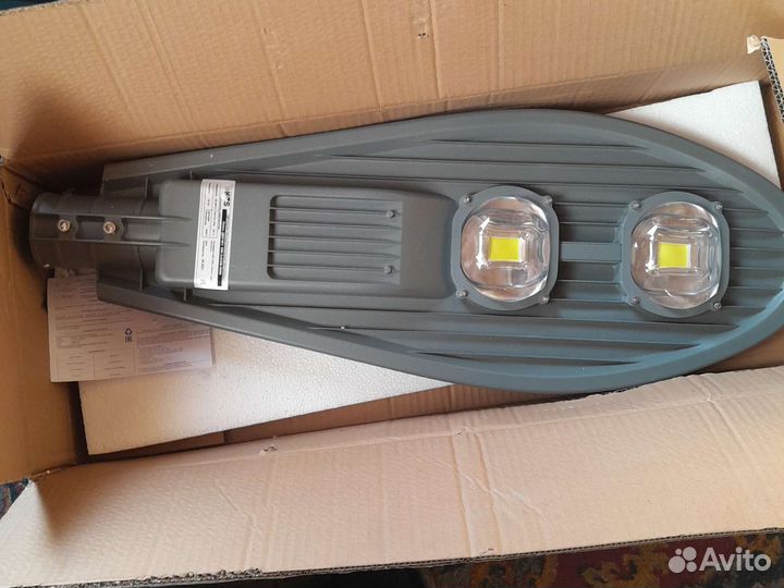 Фонарь уличный светодиодный на столб