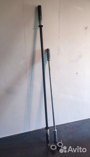 Штанга и стойка со скамьей