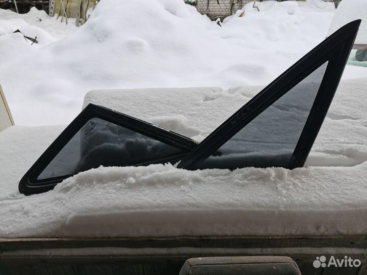 Стекло двери передней правой Daewoo Nexia