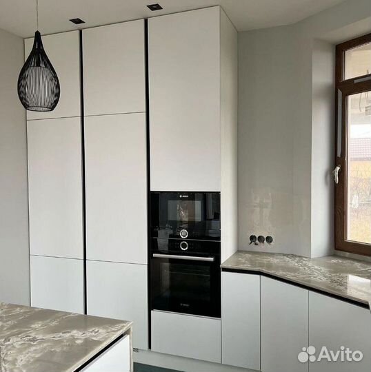 Кухонный гарнитур угловой